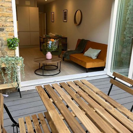 Spectacular 2 Bed Apartment With Lovely Terrace - 1 The Southwell Londýn Exteriér fotografie